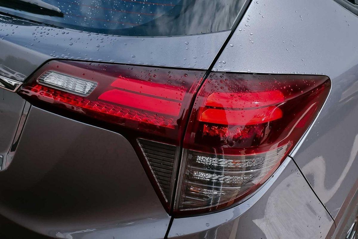 2019 Honda HR-V VTi-S