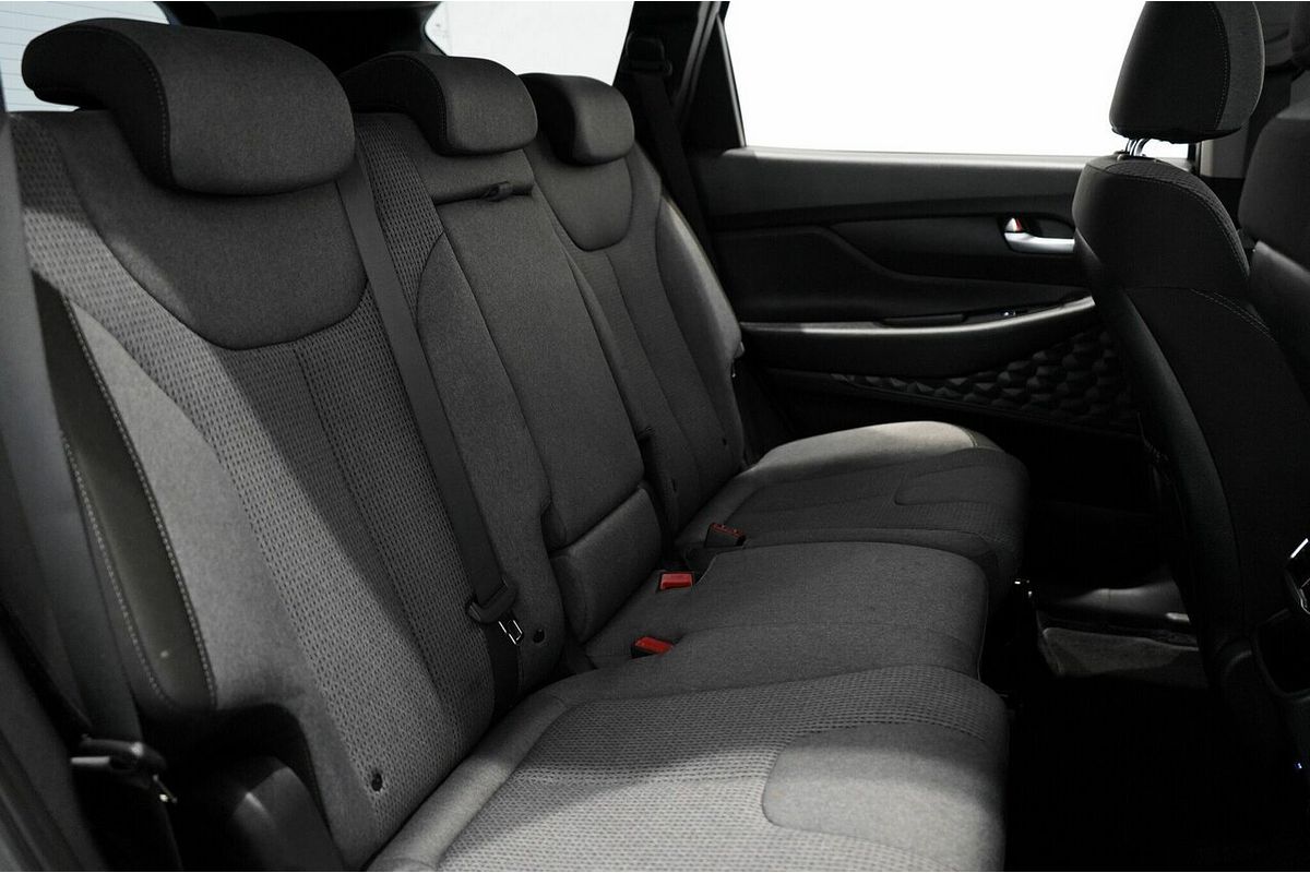 2022 Hyundai Santa Fe Active TM.V4