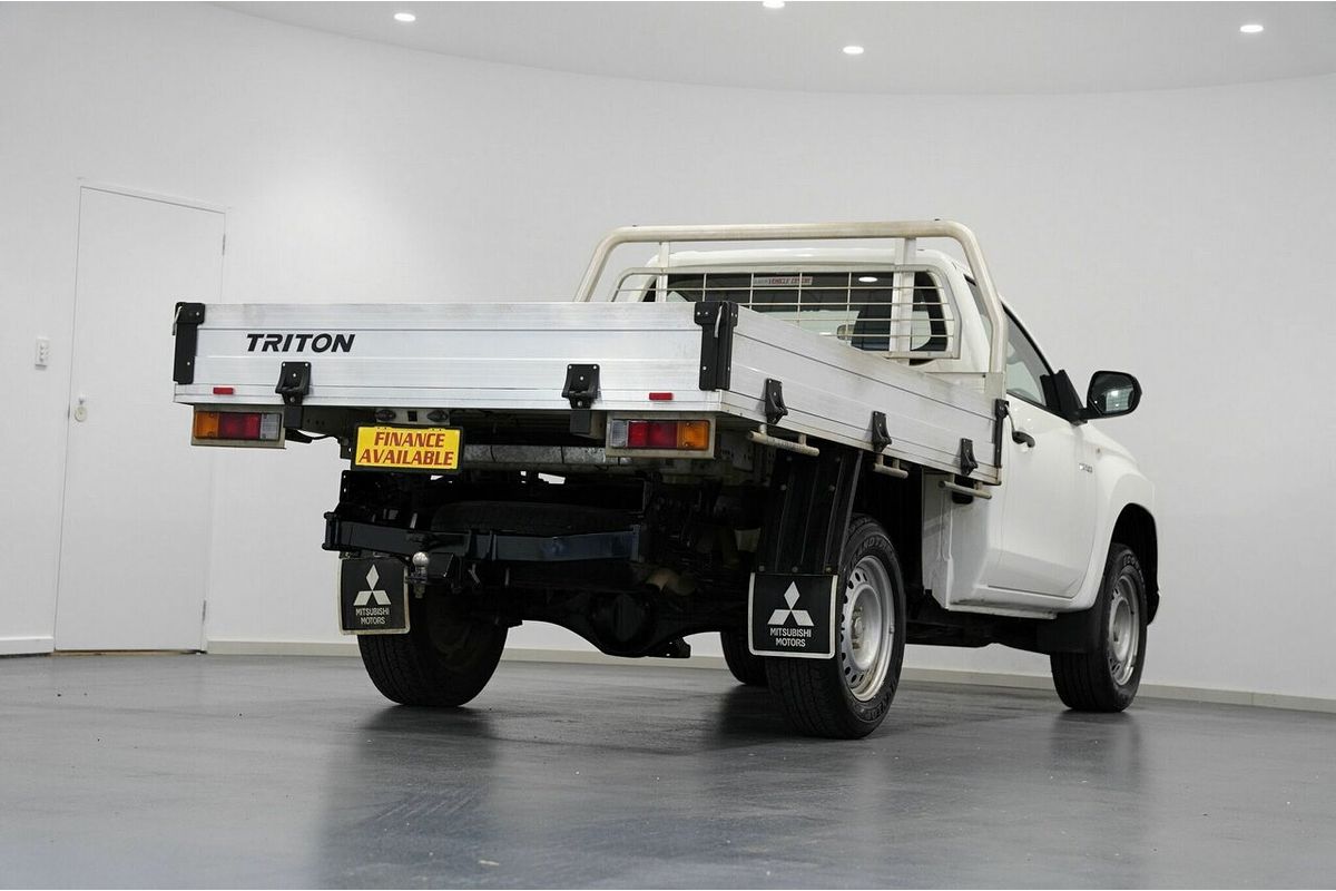 2020 Mitsubishi Triton GLX MR 4X4