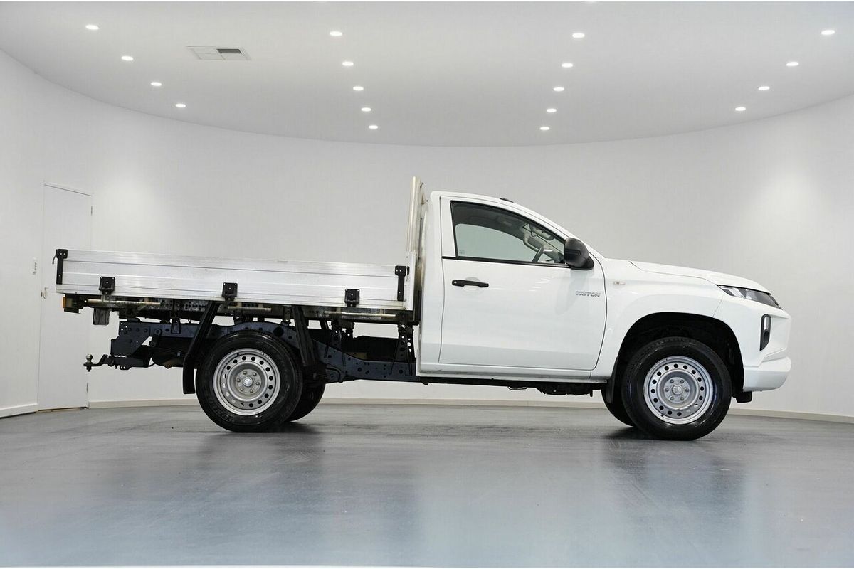 2020 Mitsubishi Triton GLX MR 4X4