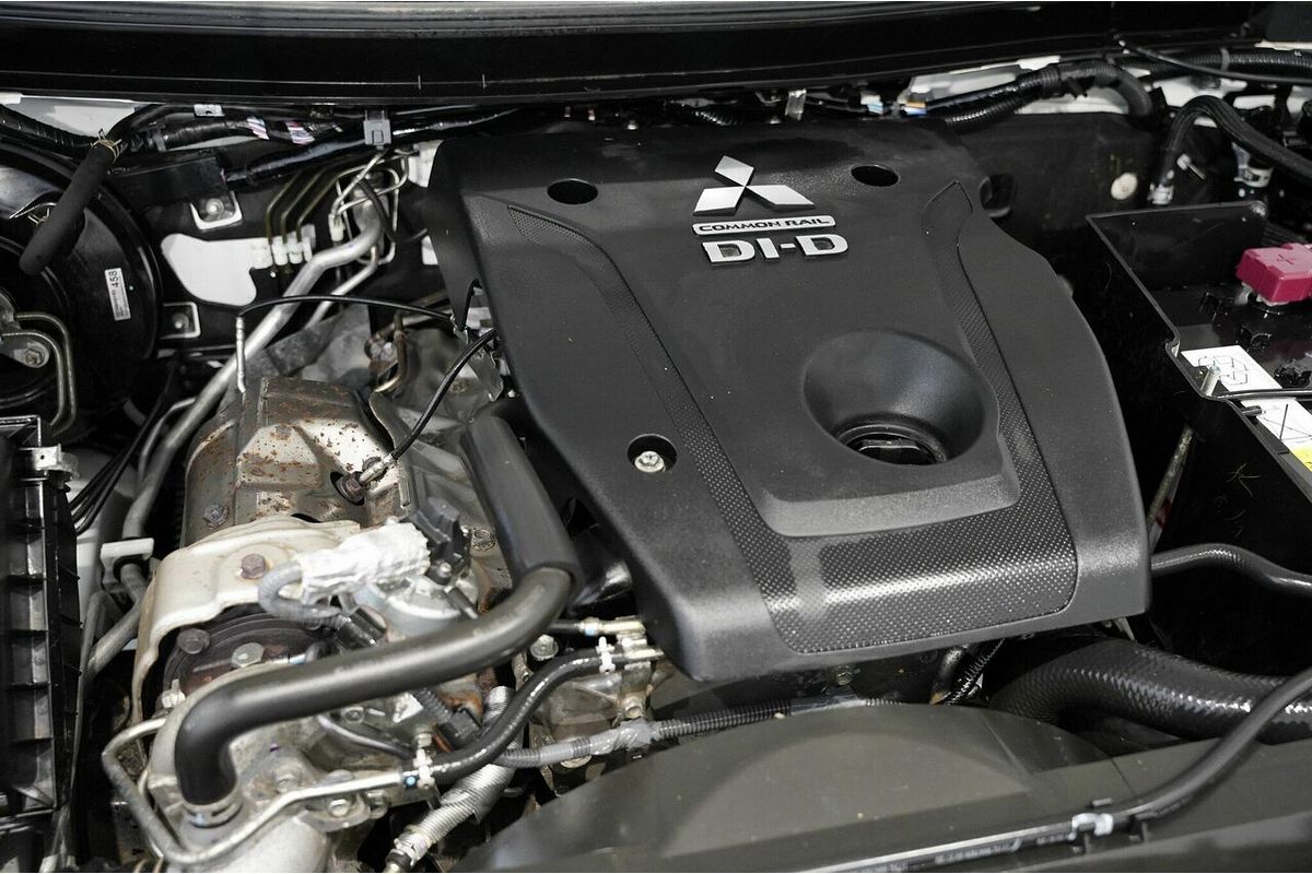 2020 Mitsubishi Triton GLX MR 4X4