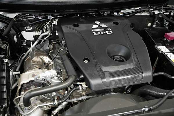 2020 Mitsubishi Triton GLX MR 4X4