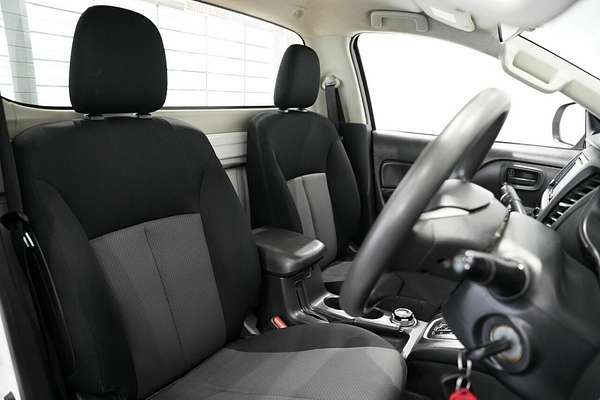 2020 Mitsubishi Triton GLX MR 4X4
