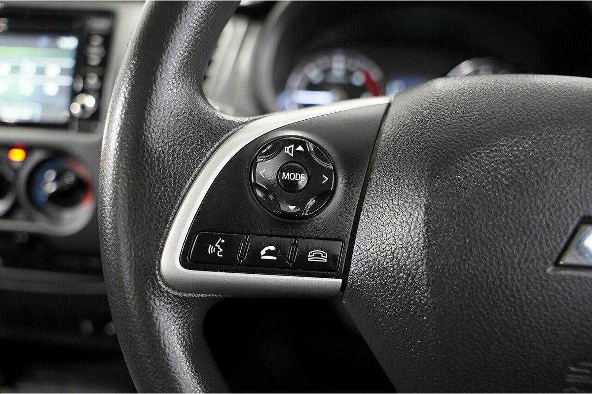 2020 Mitsubishi Triton GLX MR 4X4