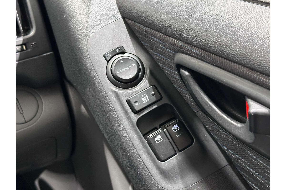 2017 Hyundai iLoad  TQ3-V Series II