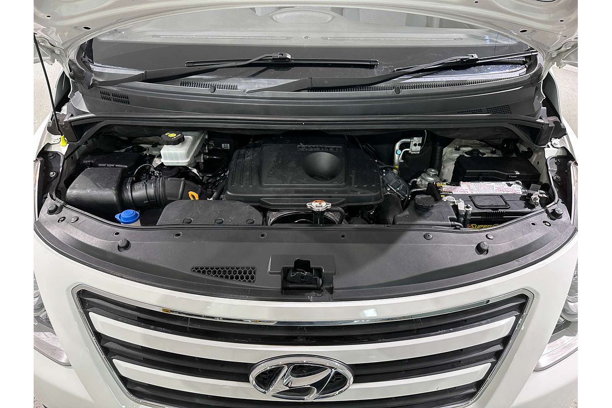 2017 Hyundai iLoad  TQ3-V Series II