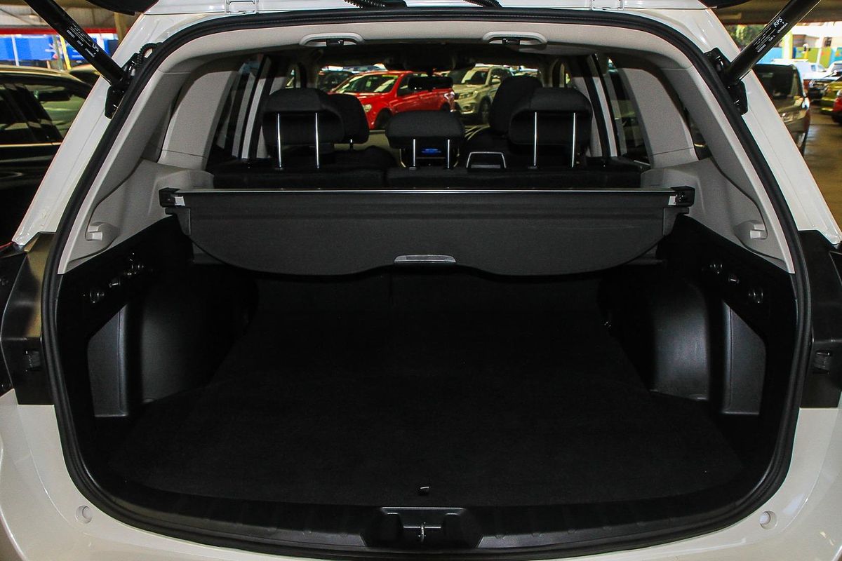 2022 Subaru Forester 2.5i S5