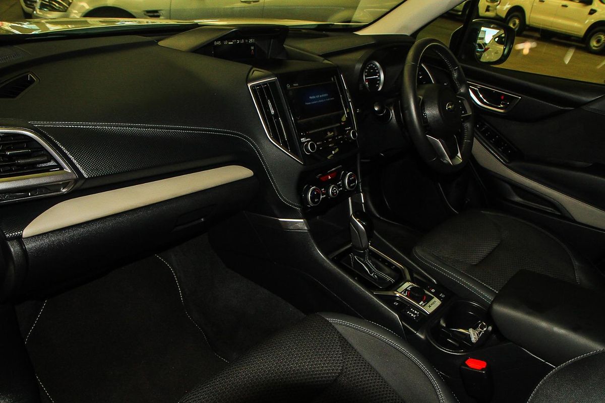 2022 Subaru Forester 2.5i S5