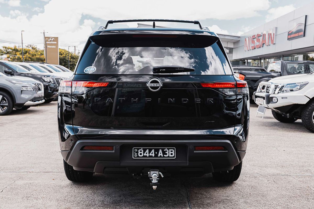 2024 Nissan Pathfinder Ti R53