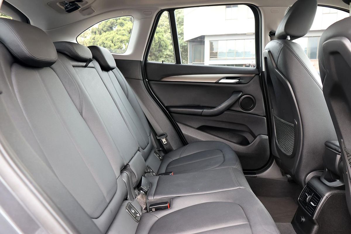 2017 BMW X1 sDrive18d F48