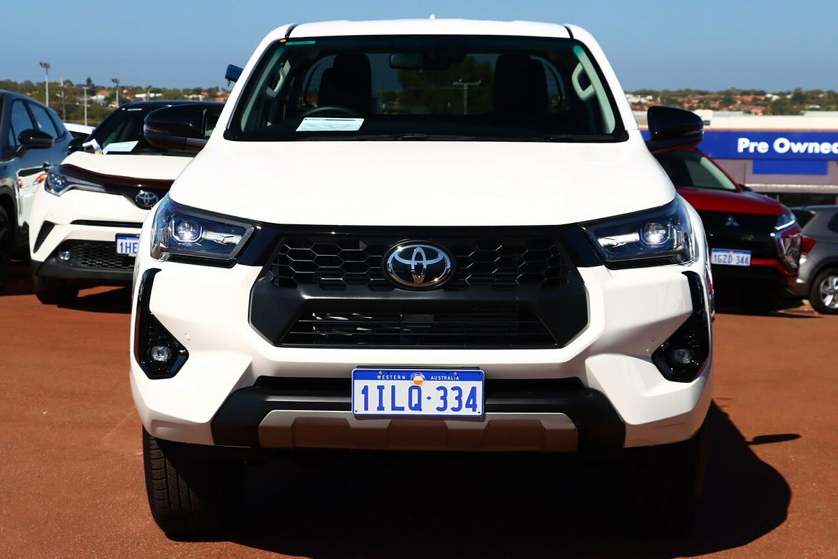 2024 Toyota Hilux SR5 GUN126R 4X4