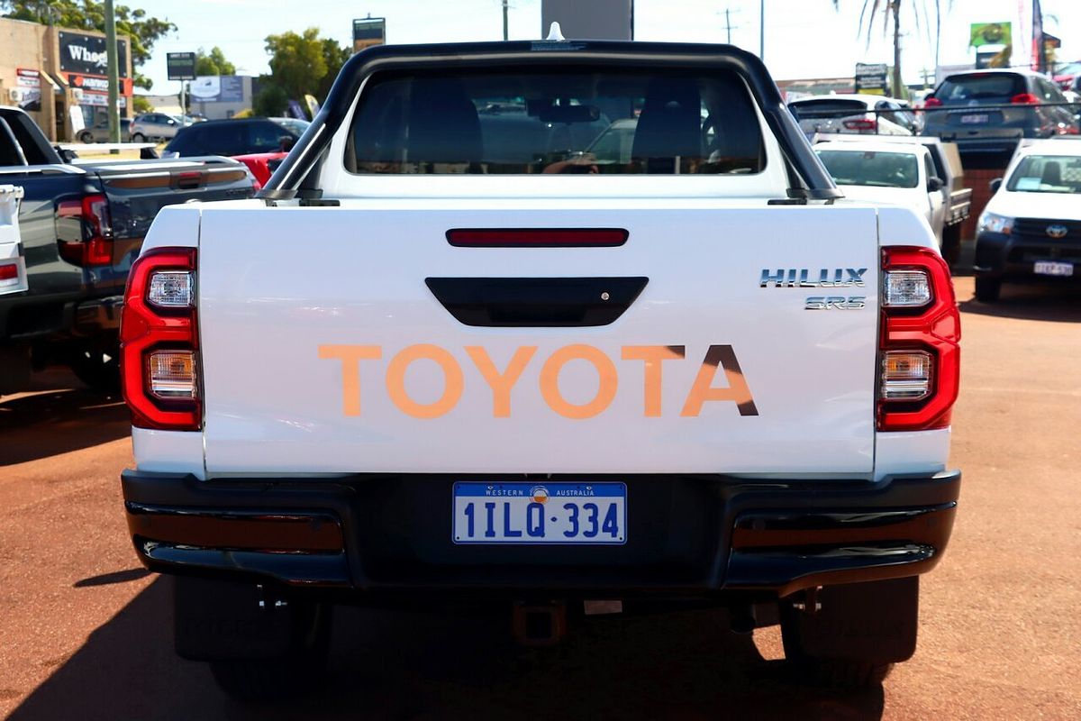 2024 Toyota Hilux SR5 GUN126R 4X4
