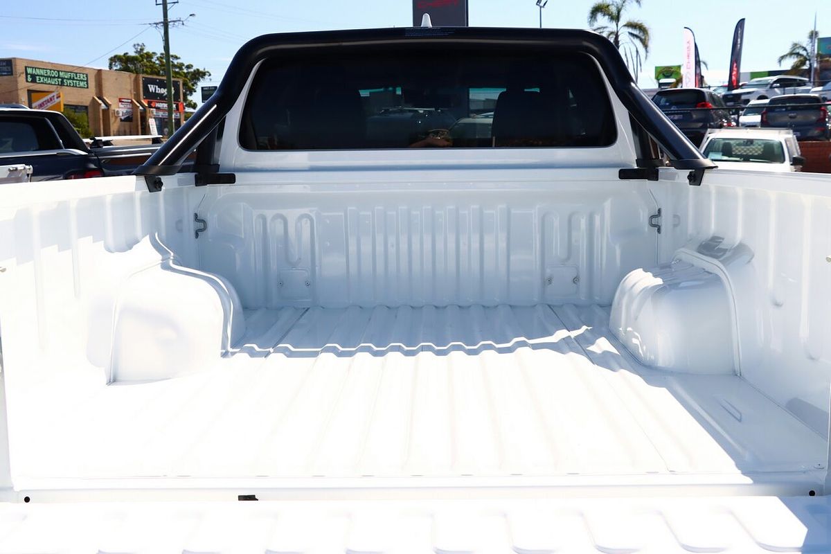 2024 Toyota Hilux SR5 GUN126R 4X4
