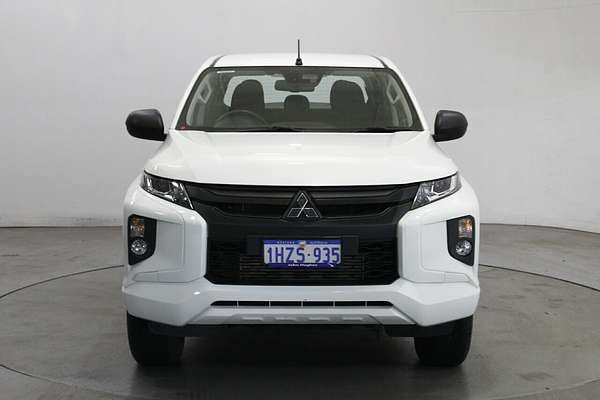 2021 Mitsubishi Triton GLX MR 4X4