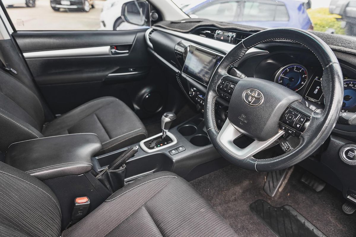 2020 Toyota Hilux SR5 GUN126R 4X4
