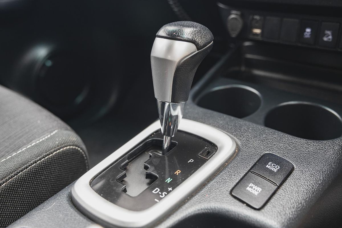 2020 Toyota Hilux SR5 GUN126R 4X4