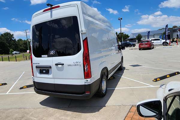 2024 LDV Deliver 9 LWB