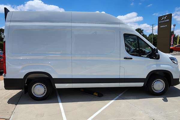 2024 LDV Deliver 9 LWB