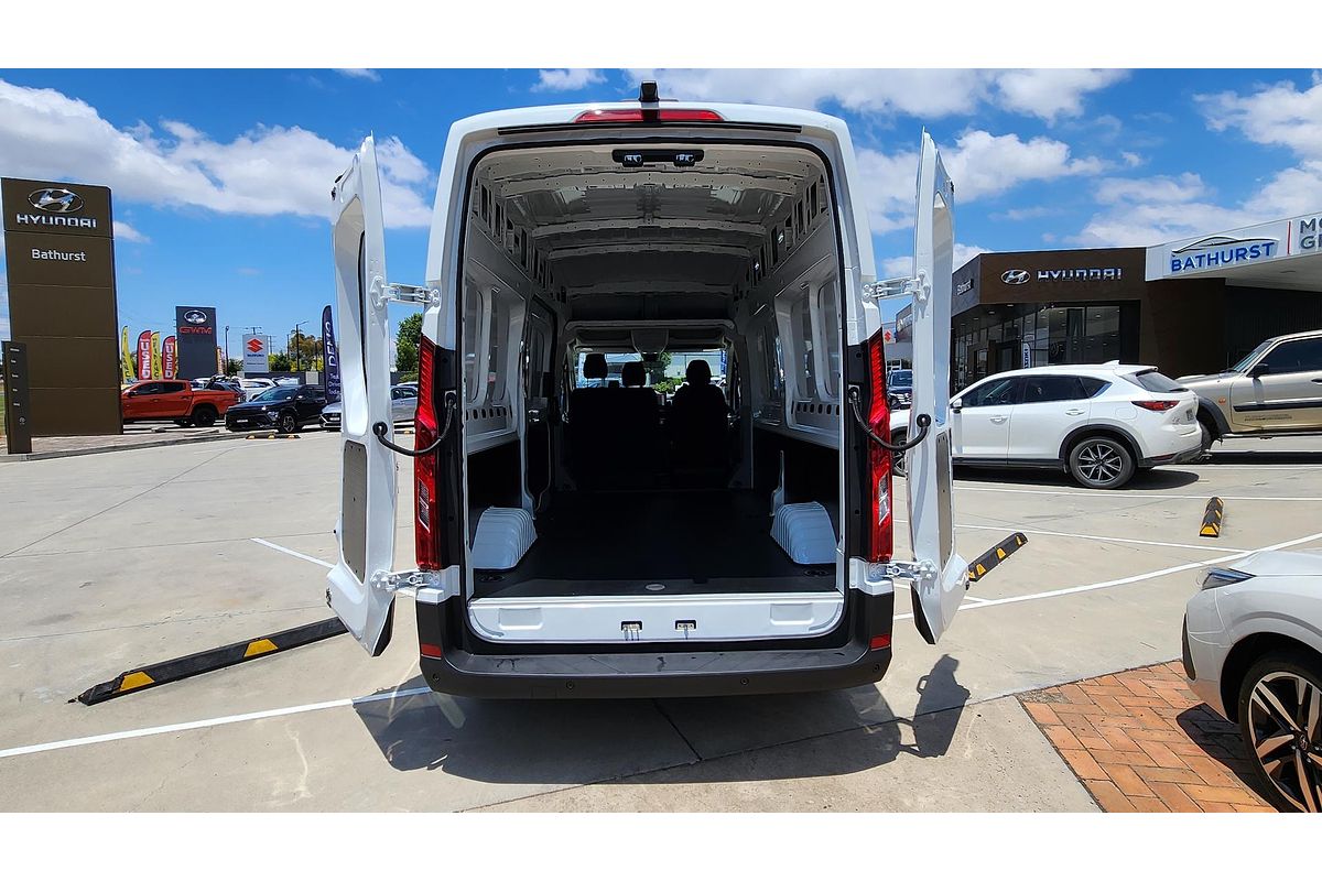2024 LDV Deliver 9 LWB
