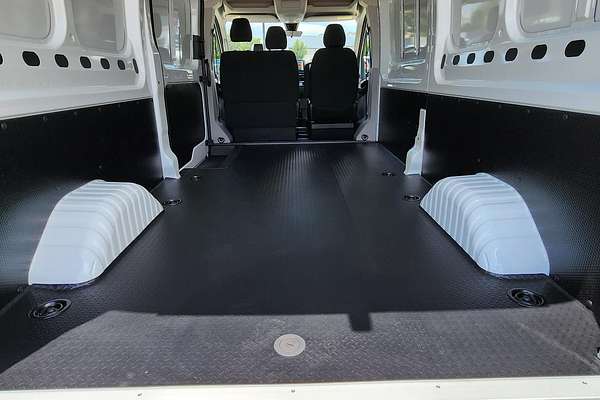 2024 LDV Deliver 9 LWB