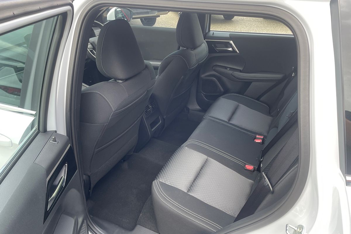 2024 Mitsubishi Outlander ES ZM
