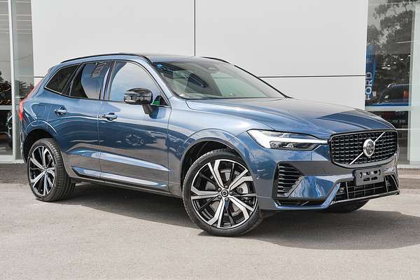 2023 Volvo XC60 Recharge Ultimate T8 Plug-In Hybrid