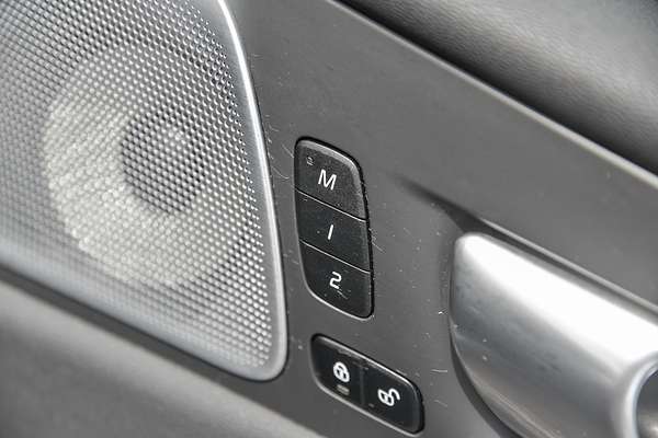 2023 Volvo XC60 Recharge Ultimate T8 Plug-In Hybrid