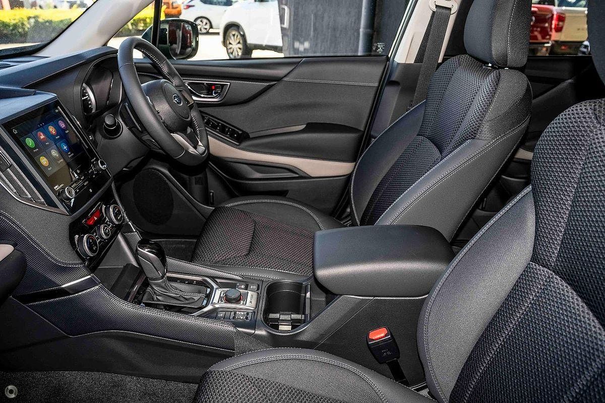 2024 Subaru Forester 2.5i Premium S5