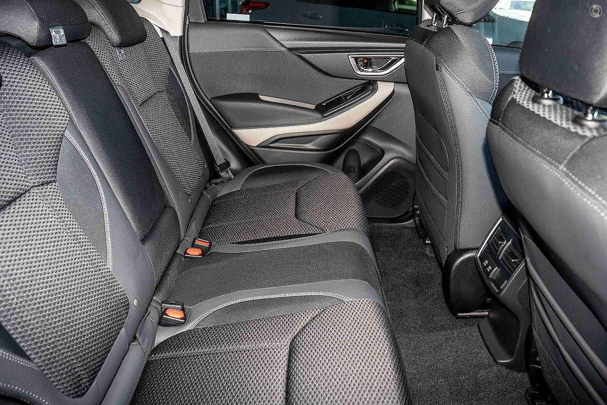2024 Subaru Forester 2.5i Premium S5