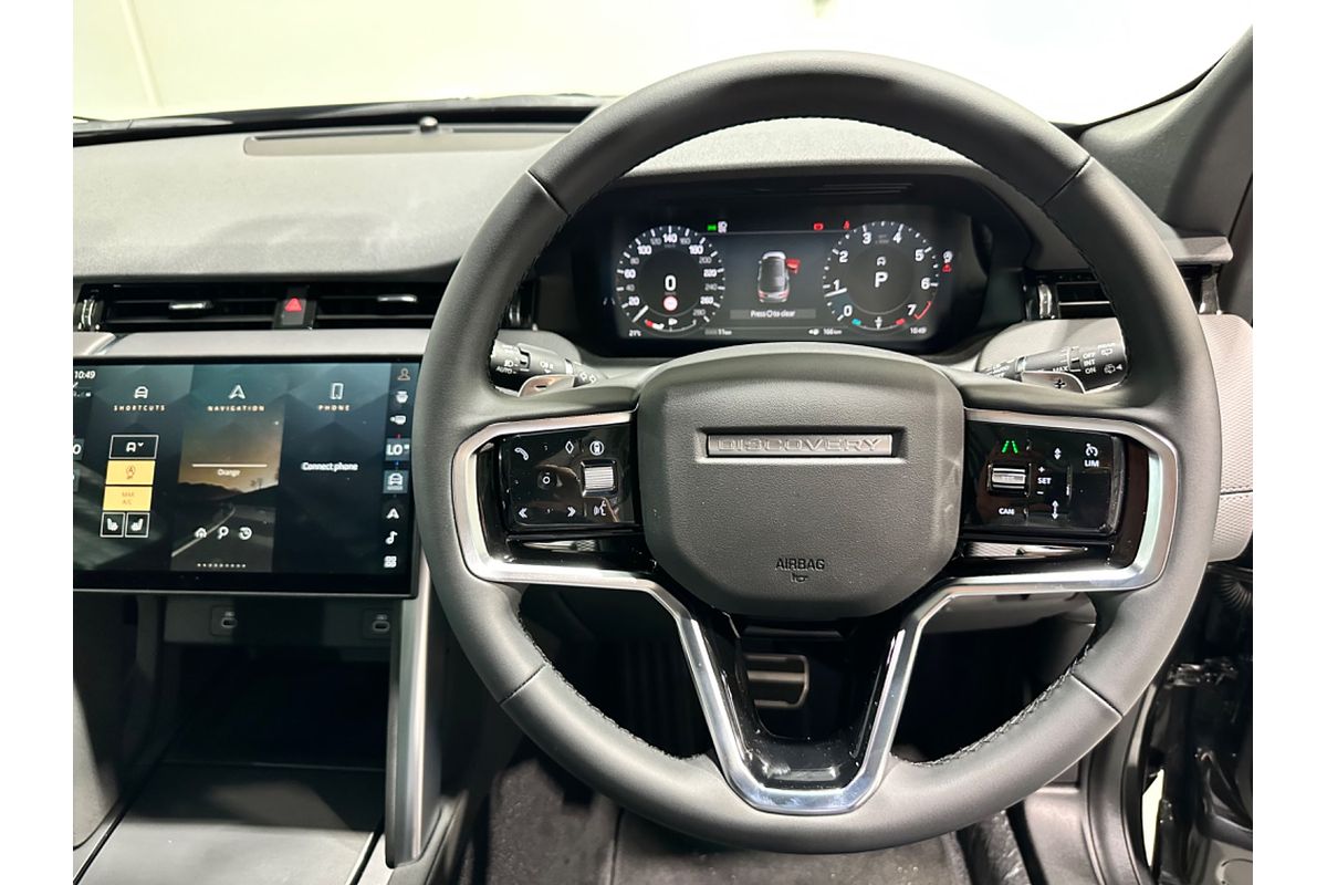 2025 Land Rover Discovery Sport P250 Dynamic SE L550