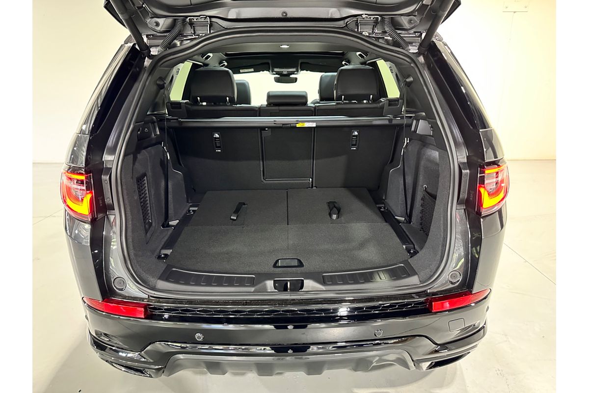 2025 Land Rover Discovery Sport P250 Dynamic SE L550