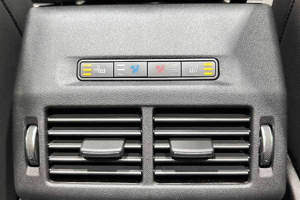 2025 Land Rover Discovery Sport P250 Dynamic SE L550