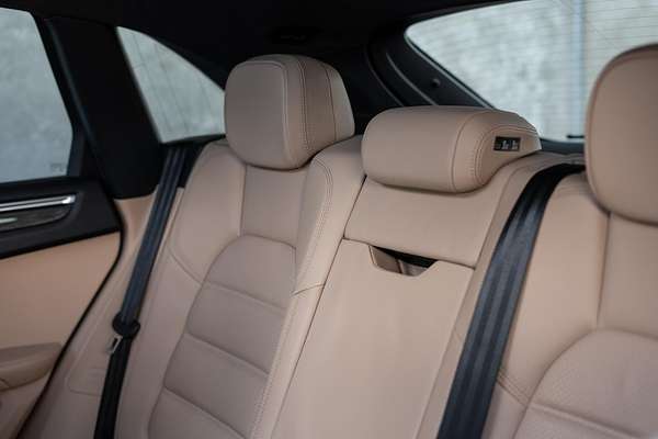 2020 Porsche Macan Turbo 95B