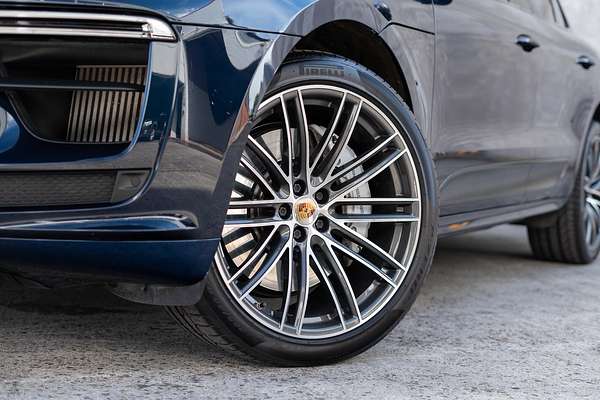 2020 Porsche Macan Turbo 95B