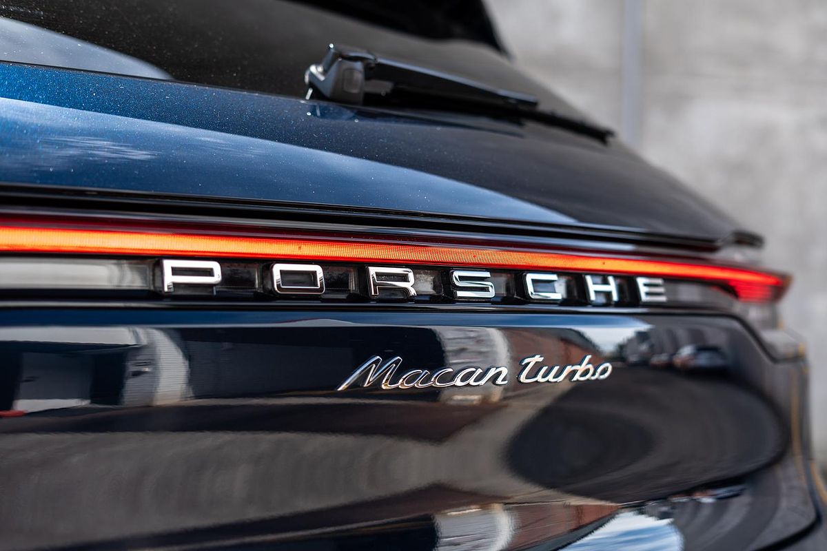2020 Porsche Macan Turbo 95B