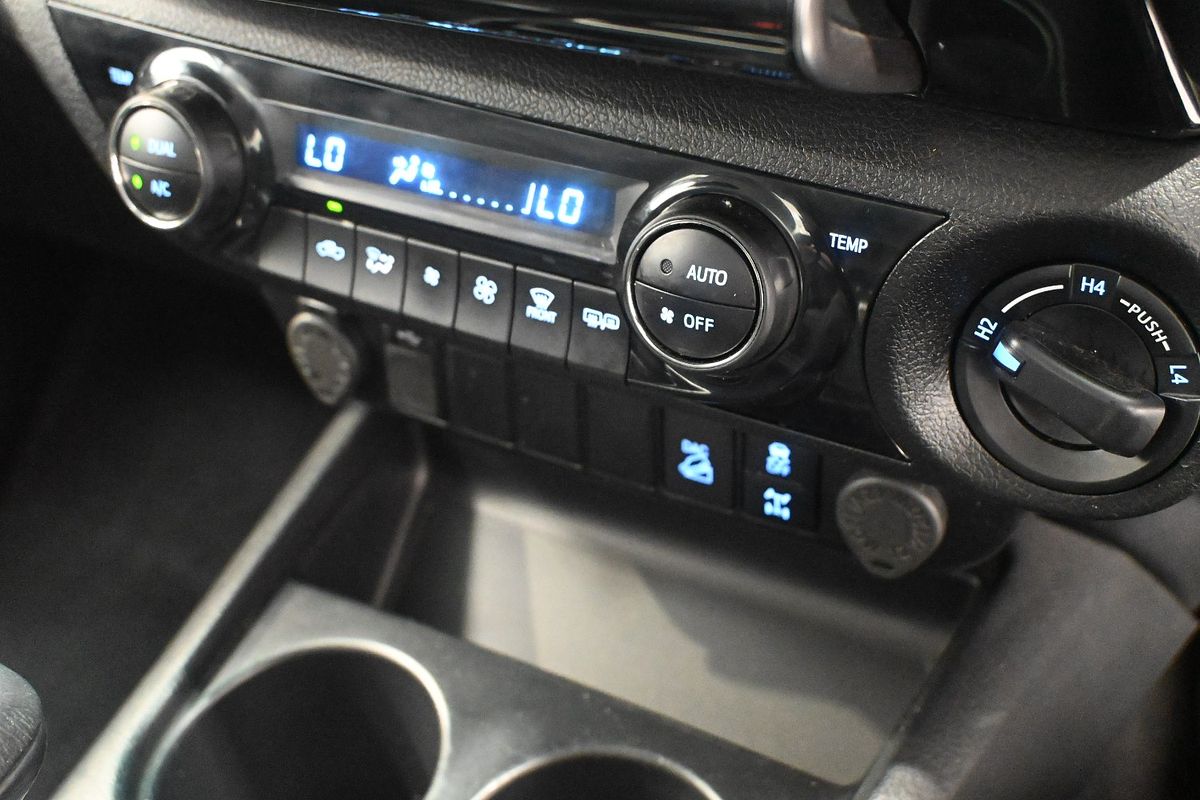 2021 Toyota Hilux SR5 GUN126R 4X4