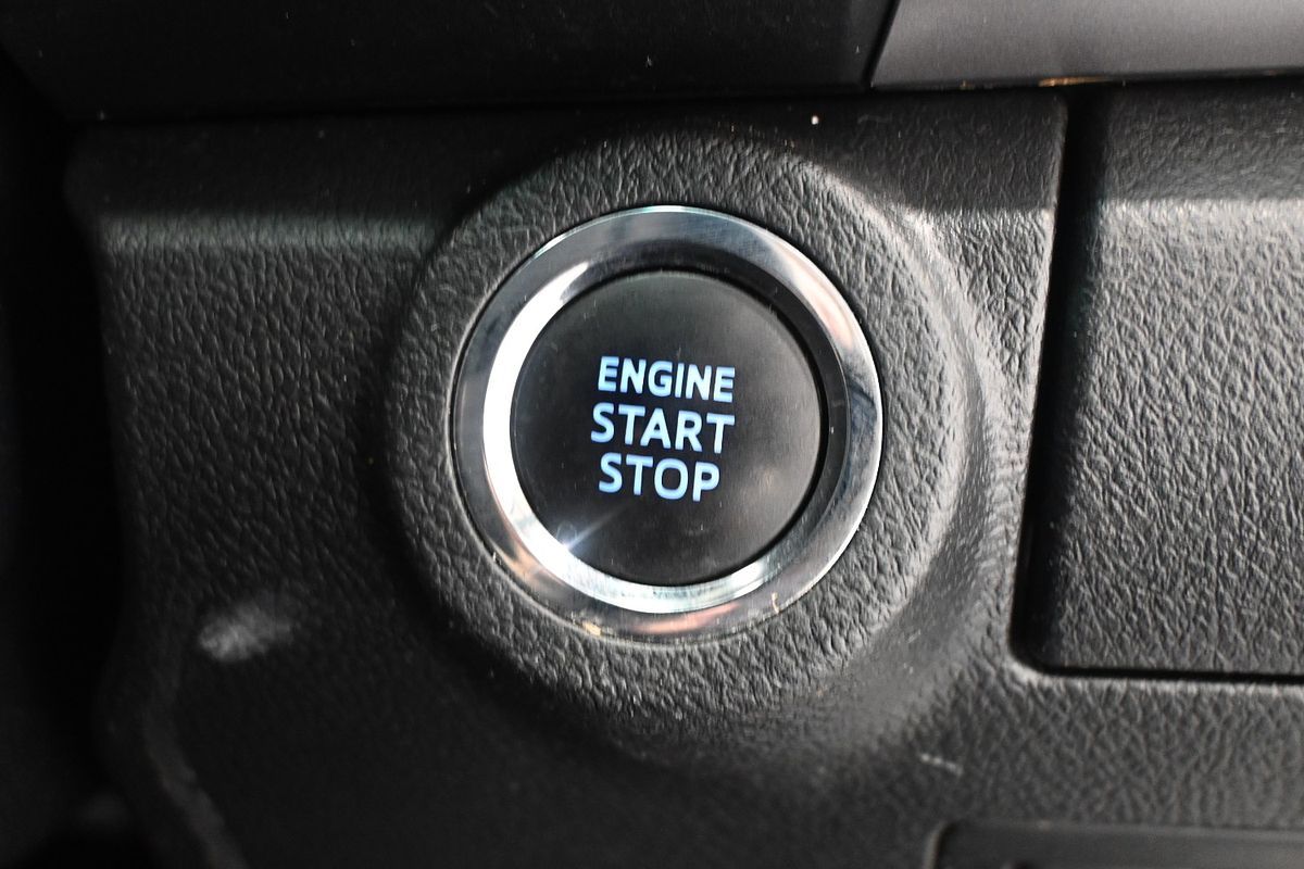 2021 Toyota Hilux SR5 GUN126R 4X4