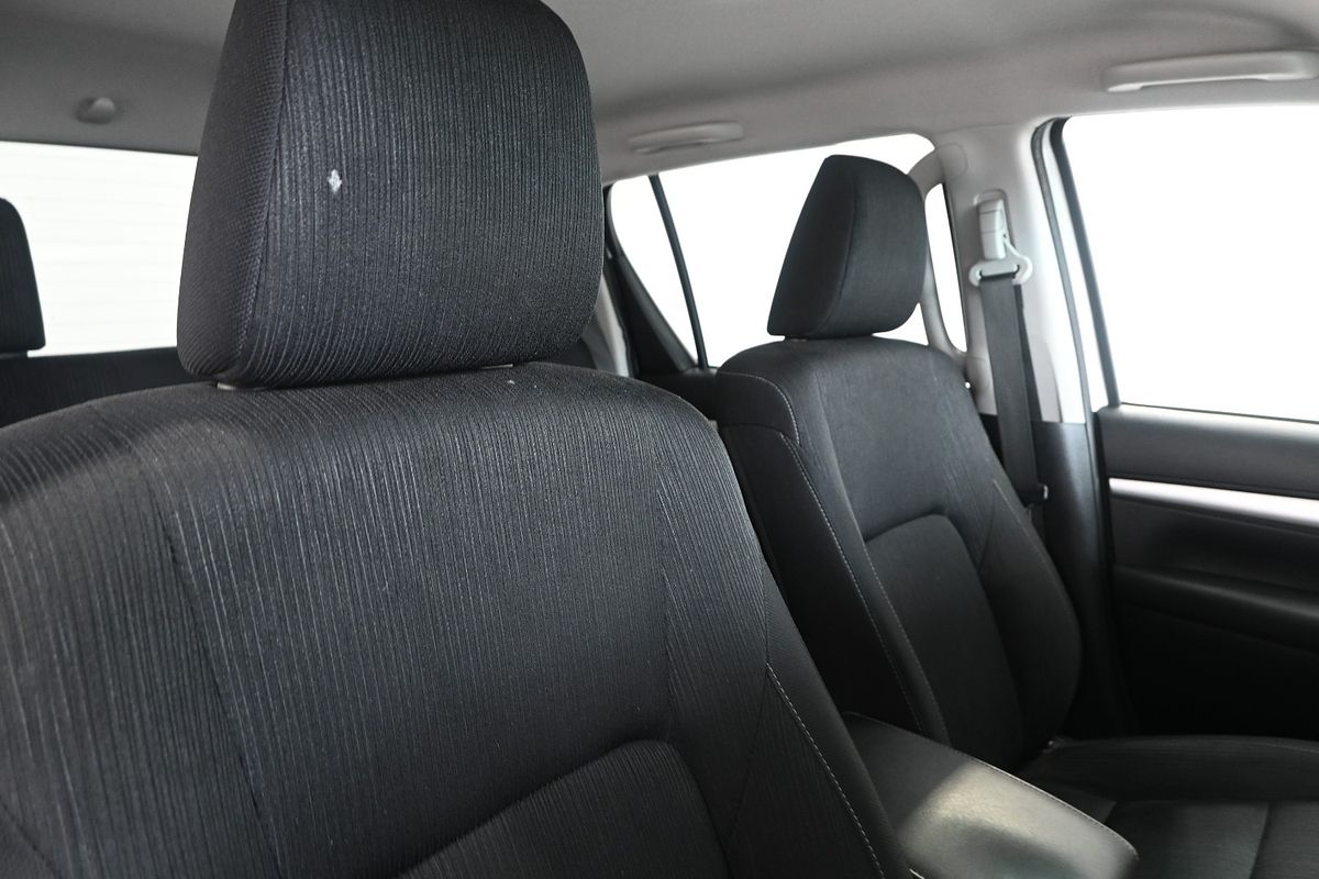 2021 Toyota Hilux SR5 GUN126R 4X4