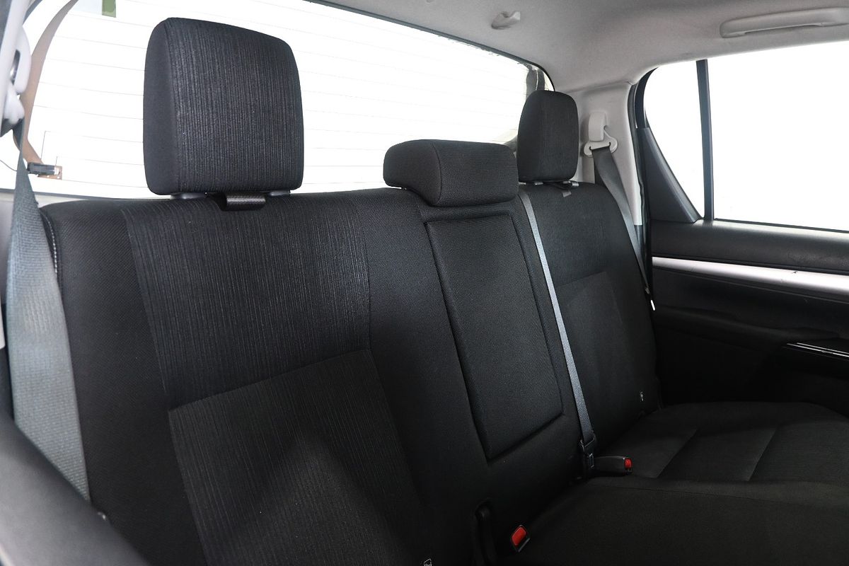 2021 Toyota Hilux SR5 GUN126R 4X4