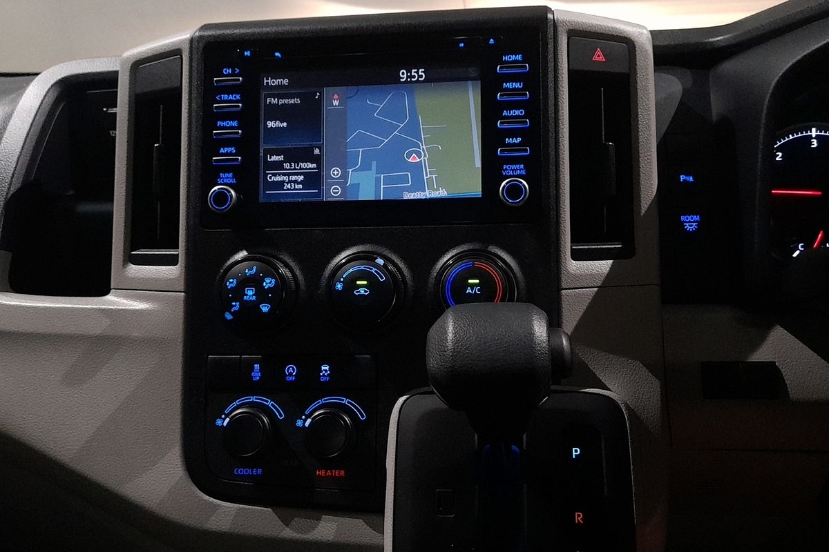 2019 Toyota Hiace Commuter GDH322R
