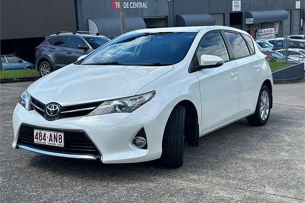 2013 Toyota COROLLA ASCENT SPORT ZRE182R
