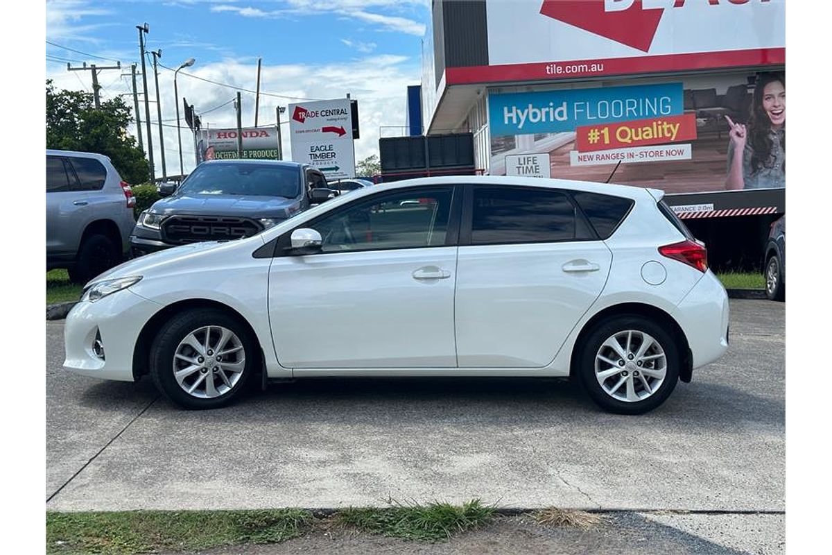 2013 Toyota COROLLA ASCENT SPORT ZRE182R