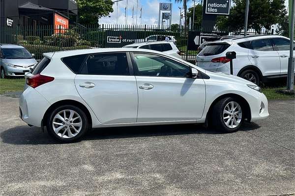 2013 Toyota COROLLA ASCENT SPORT ZRE182R