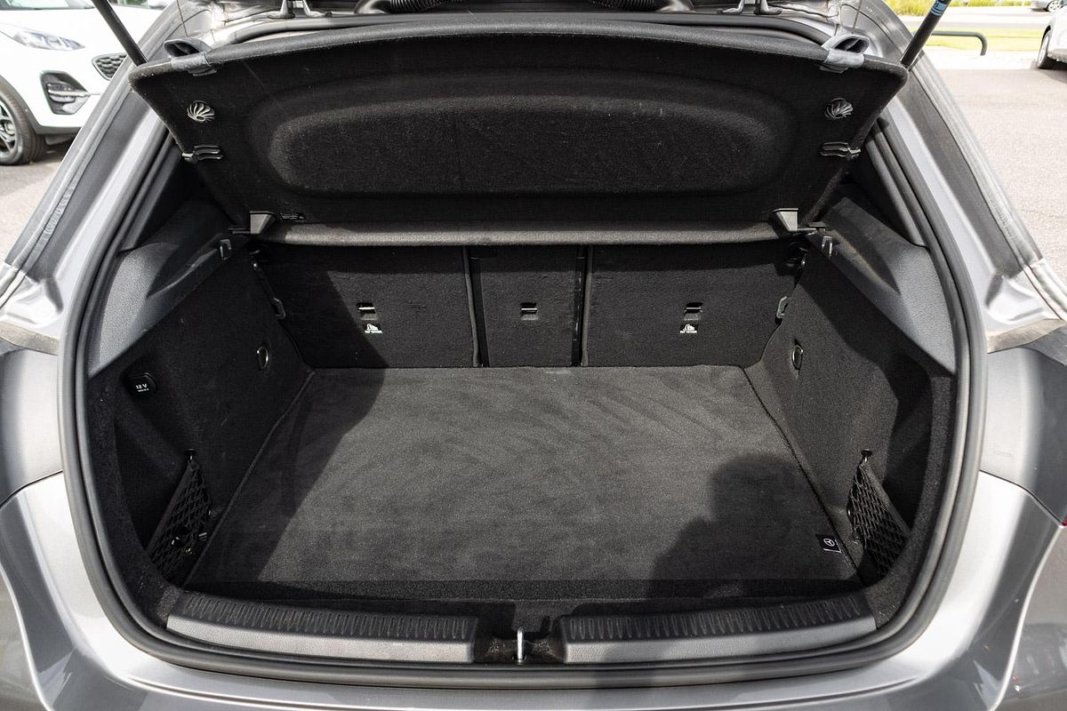 2019 Mercedes-Benz A-Class A250 W177