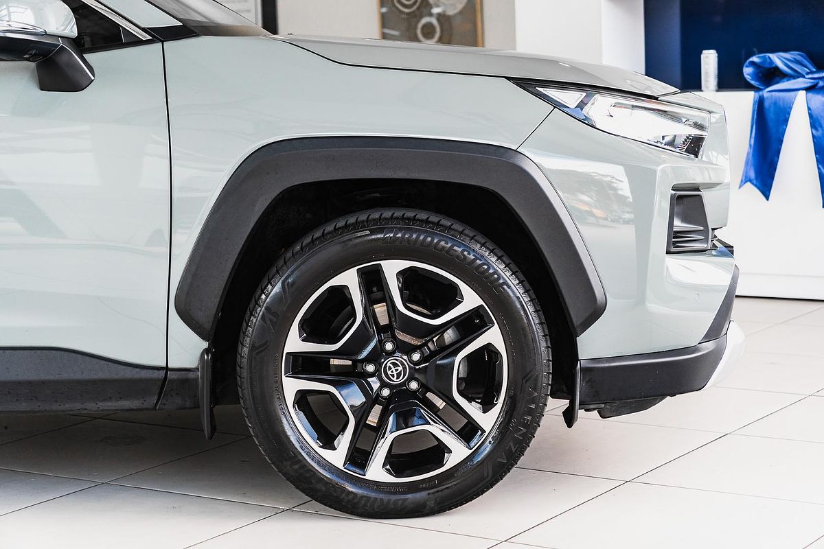 2019 Toyota RAV4 Edge AXAA54R
