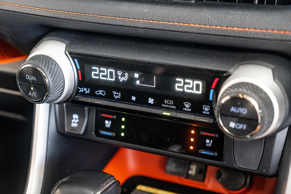 2019 Toyota RAV4 Edge AXAA54R