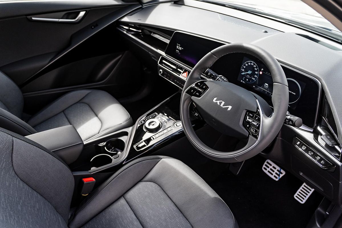 2024 Kia Niro HEV GT-Line SG2
