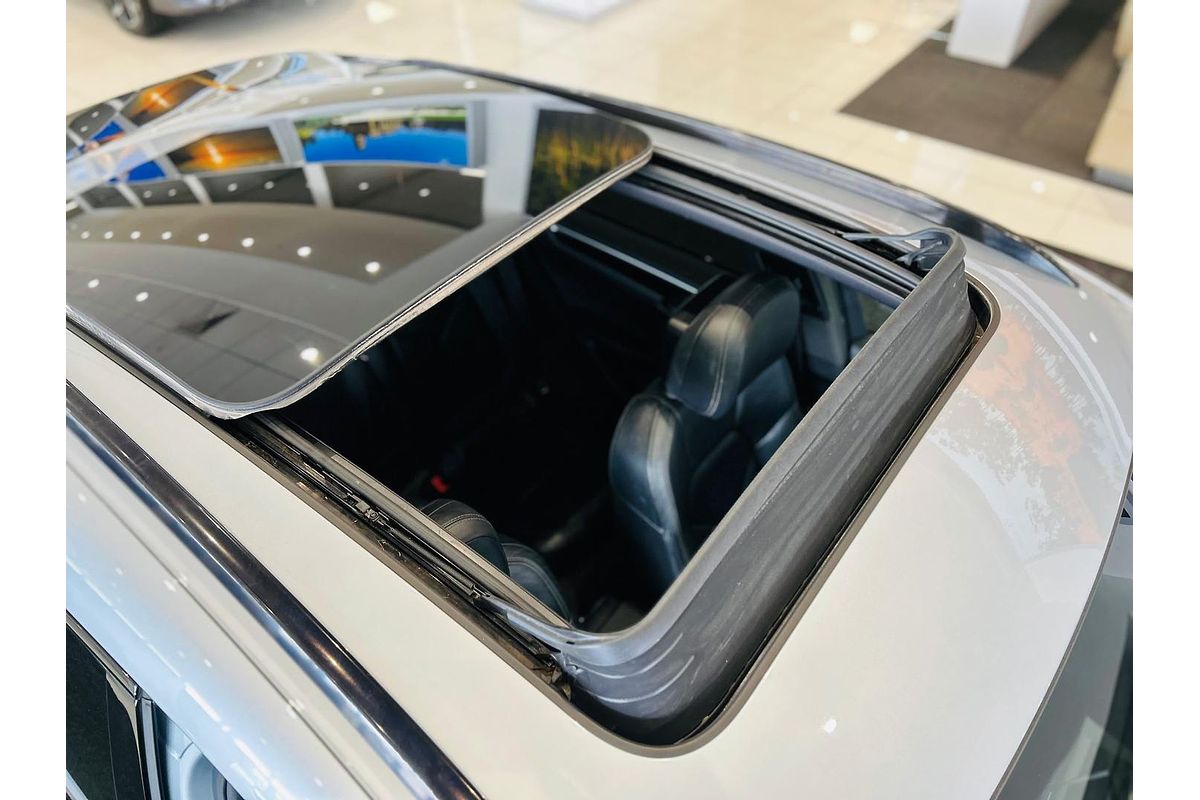 2019 Porsche Macan S 95B