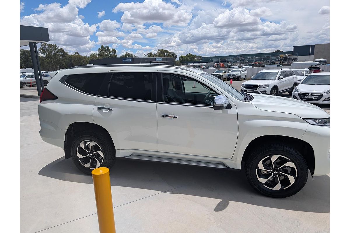 2024 Mitsubishi Pajero Sport GLS QG