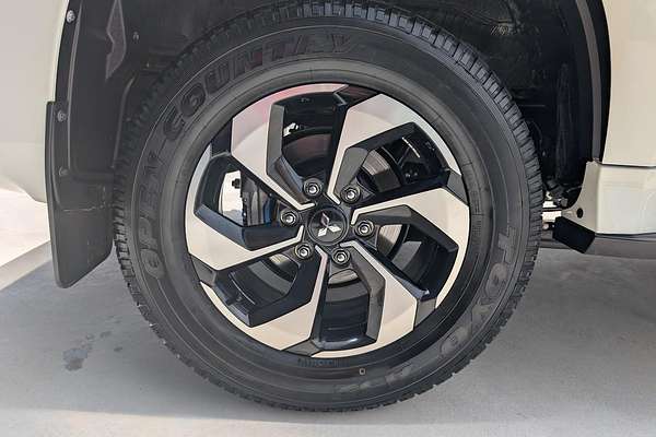2024 Mitsubishi Pajero Sport GLS QG
